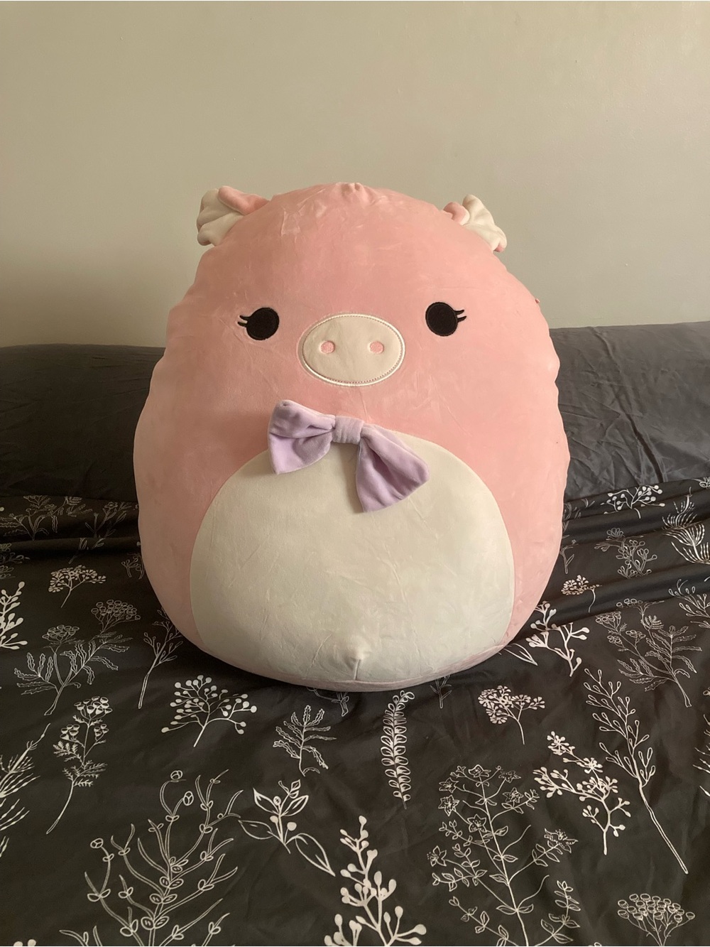 Squishmallow JUMBO SIZE Fancy Pig